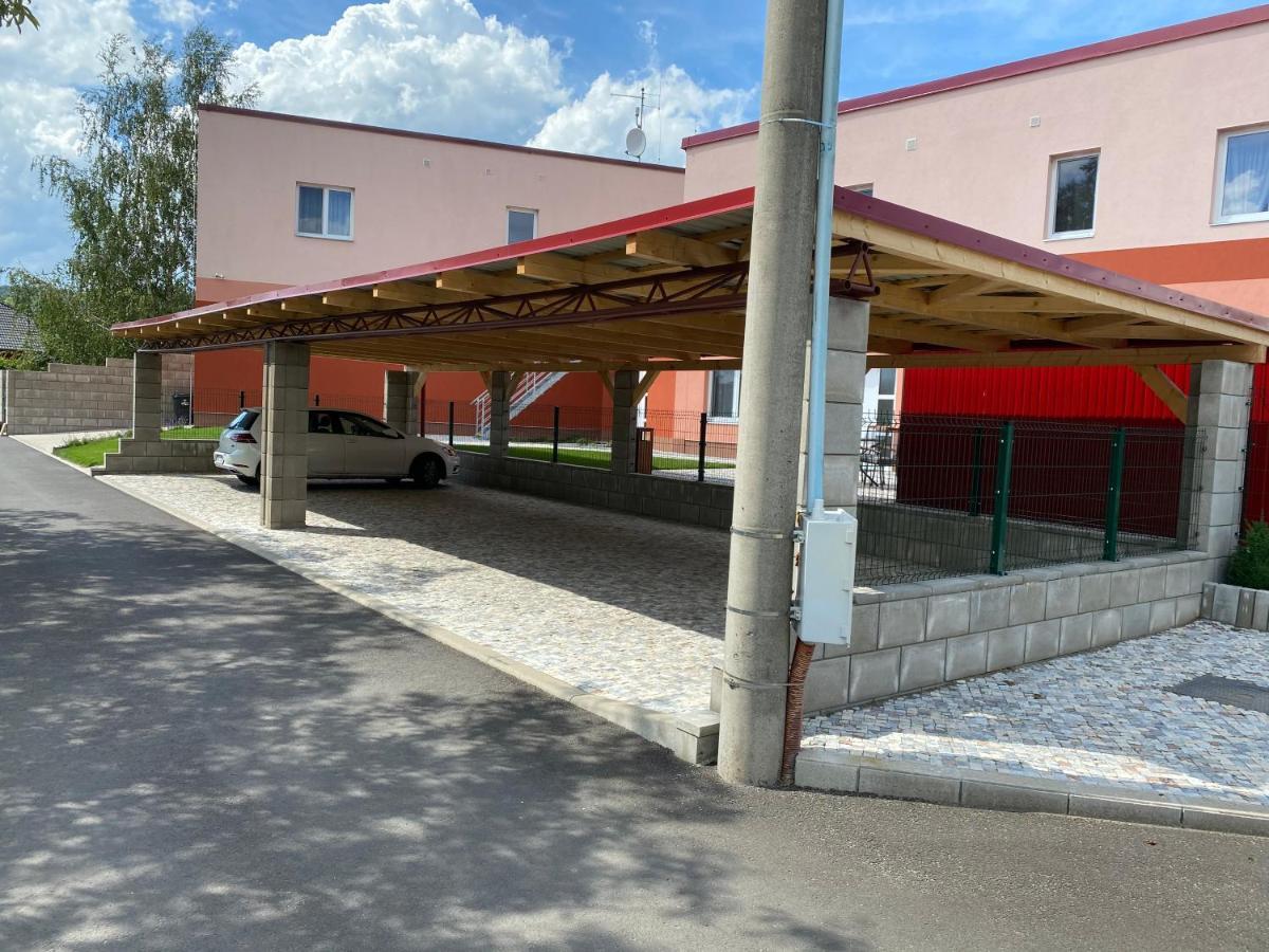 Apartmany Krupka Zewnętrze zdjęcie