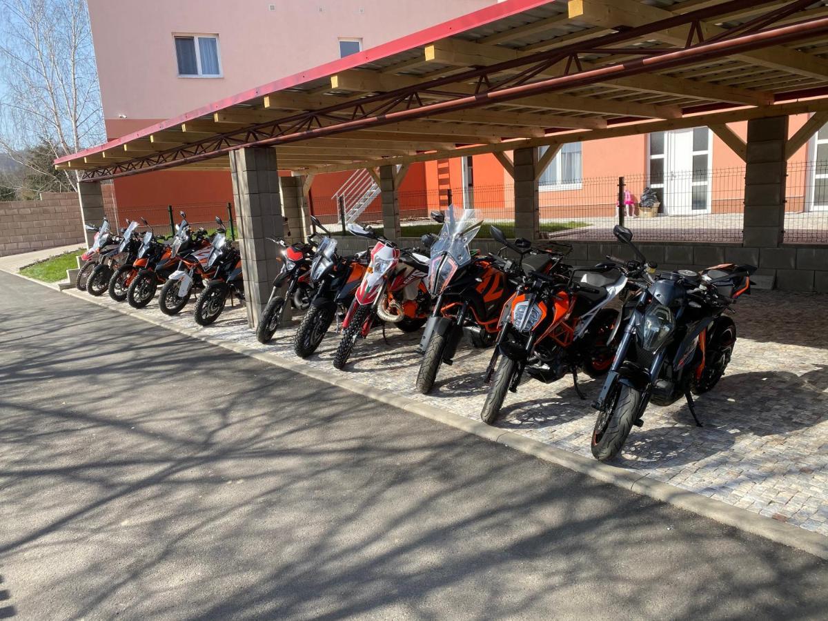 Apartmany Krupka Zewnętrze zdjęcie